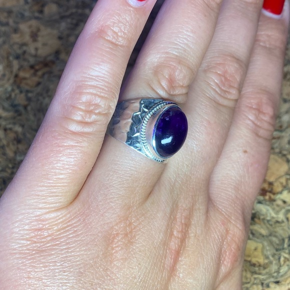 [BRAND NEW] Handmade .925 Sterling Silver Women’s Amethyst Ring Size 8 - Picture 6 of 11